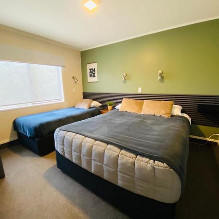 Commodore Motel Dunedin Ngoại thất bức ảnh