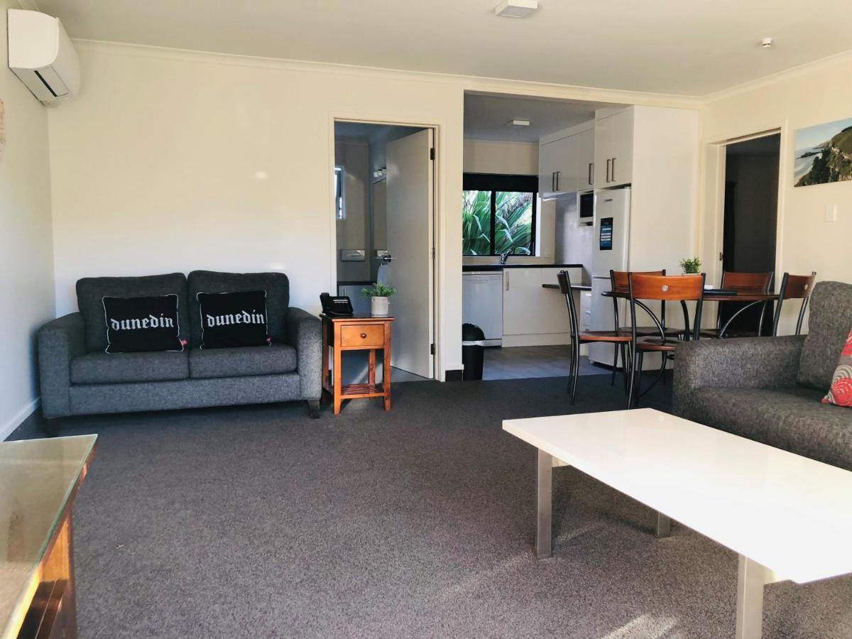 Commodore Motel Dunedin Ngoại thất bức ảnh