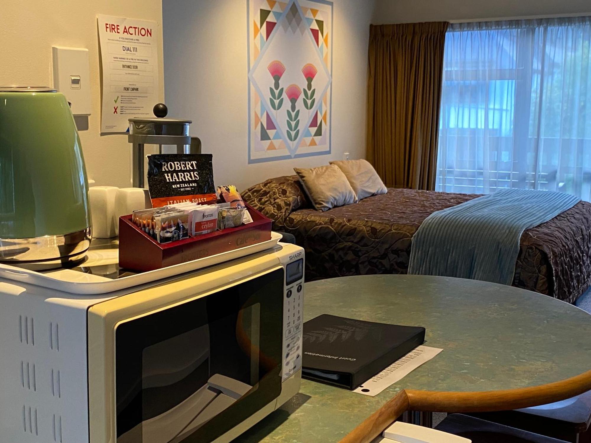 Commodore Motel Dunedin Ngoại thất bức ảnh