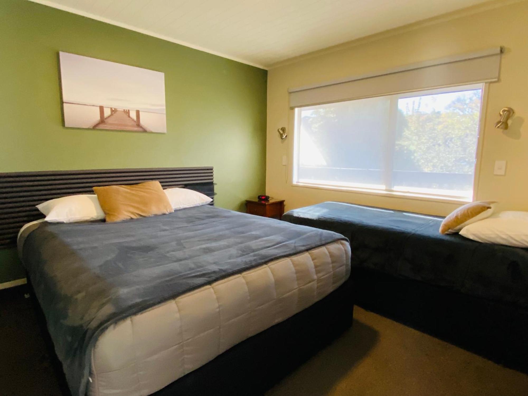 Commodore Motel Dunedin Ngoại thất bức ảnh