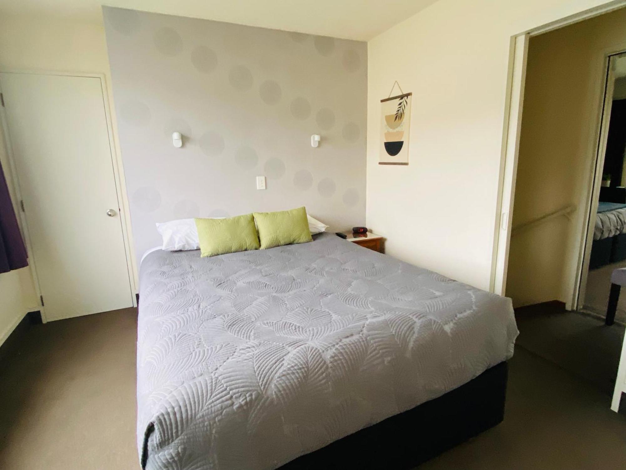 Commodore Motel Dunedin Ngoại thất bức ảnh